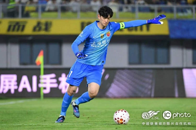 十人海港客场遭逆转 安永佳补时破门难救主 十人海港客场遭逆转 安永佳补时破门难救主