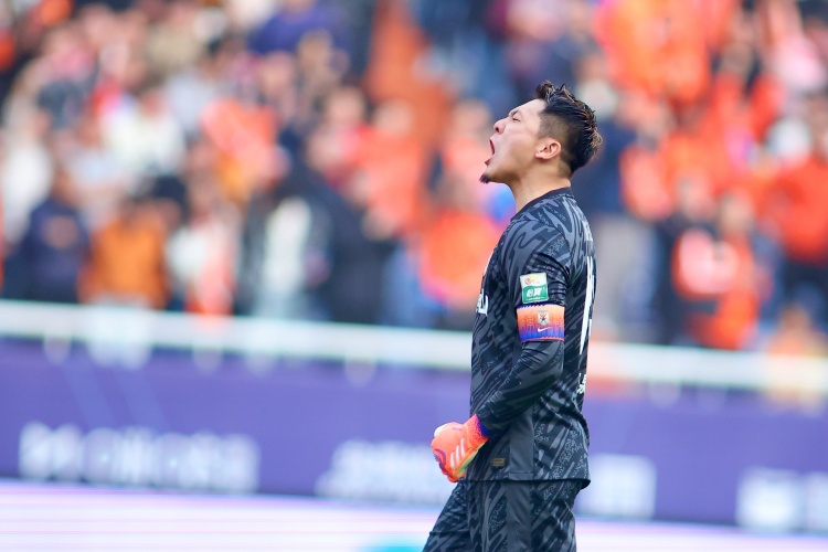 王大雷：京鲁战经典案例 去年客场1-6主场6-0