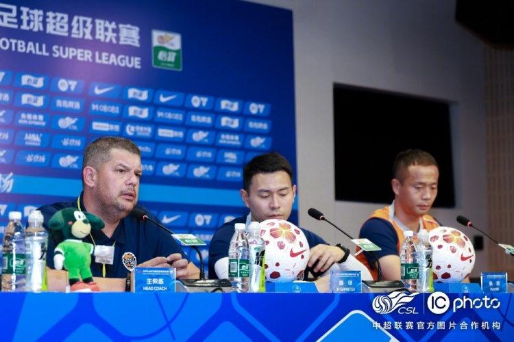 孙正傲重返黄龙：场上无旧情 青岛海牛力争客场抢分