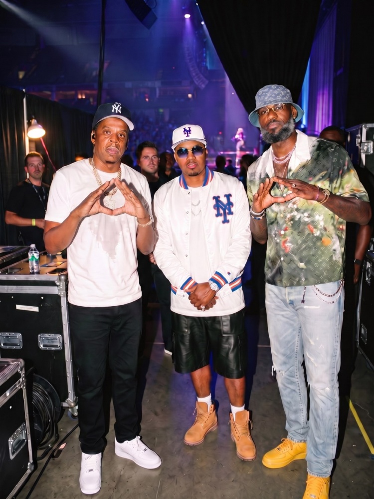 詹姆斯忆16岁初识Jay-Z：他教我的商业之道，至今仍在影响我
