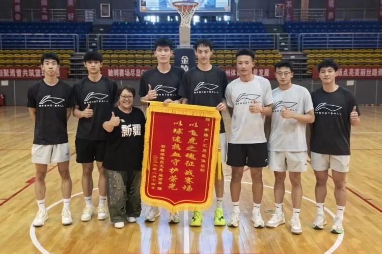 广汇能源男篮焉耆行：从球迷对抗赛到七个星佛寺遗址