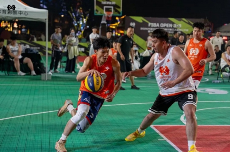 2026 FIBA Open 3×3内蒙古三人篮球公开赛准格尔旗站收官 锐芒队20-16大个儿联盟夺男子组冠军 2026 FIBA Open 3×3内蒙古三人篮球公开赛准格尔旗站收官 锐芒队20-16大个儿联盟夺男子组冠军