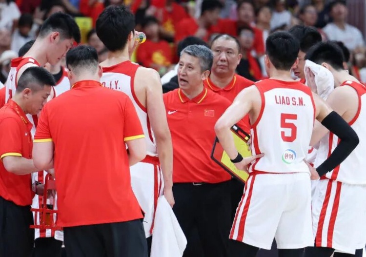 中国男篮夏训收官:8战6胜2负,佛山三战净负7分,后卫线仍缺持球核心 中国男篮夏训收官:8战6胜2负,佛山三战净负7分,后卫线仍缺持球核心
