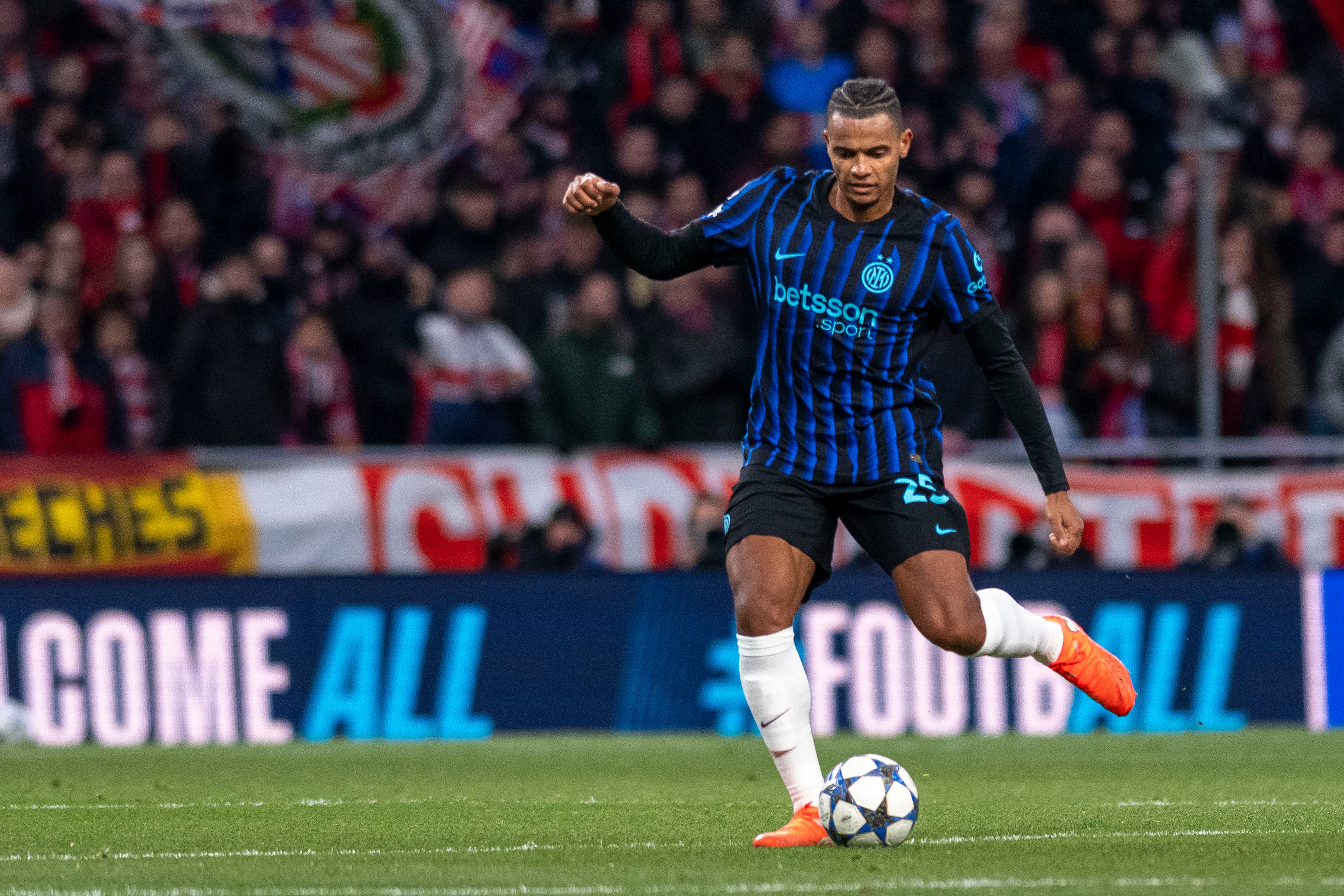 阿坎吉谈斯通斯加盟：他能做所有事 世界杯负阿根廷仍是伤口