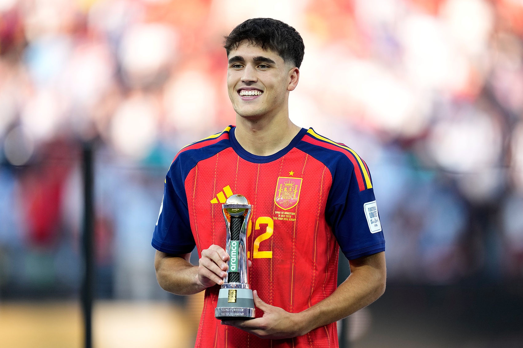 ESPN百大中卫：萨利巴手术仍登顶，帕乔两年三级跳，范戴克跌至第八