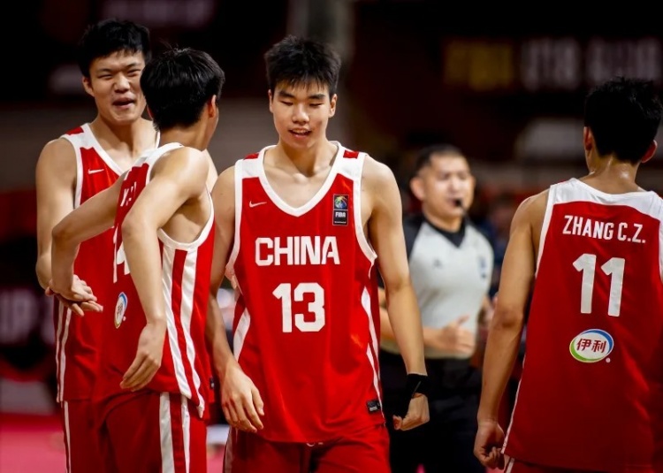 媒体人:澳洲U18男篮实力强劲 国青应敢想敢干 放手去拼输赢皆可 媒体人:澳洲U18男篮实力强劲 国青应敢想敢干 放手去拼输赢皆可